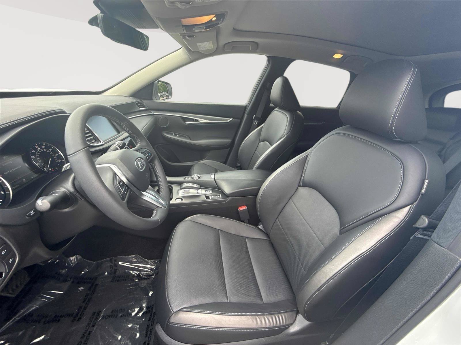 Certified 2025 INFINITI QX50 Luxe AWD/4WD image 11