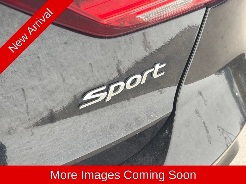 Used 2018 Hyundai Elantra Sport FWD image 11
