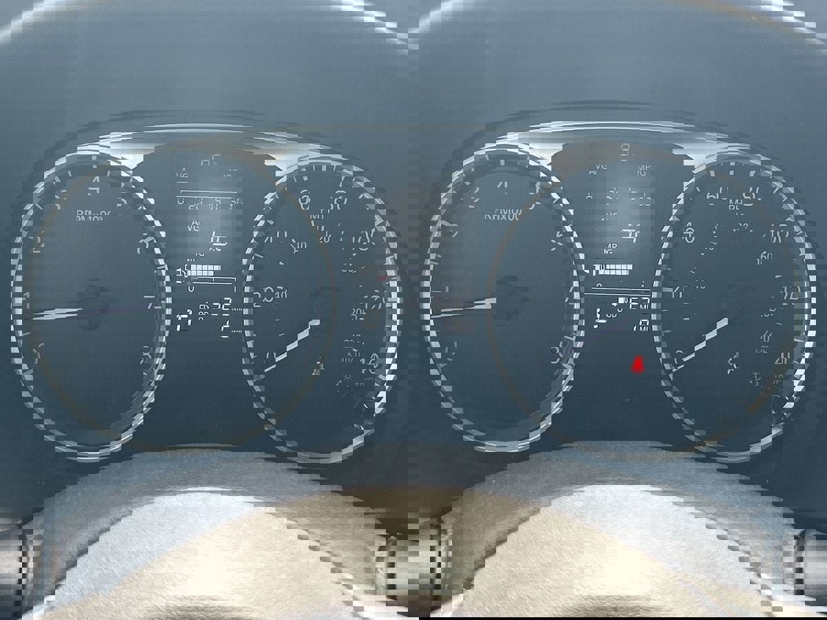 New 2025 Nissan Kicks Play S image 30