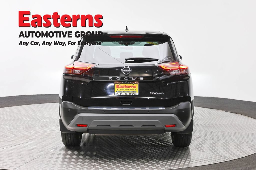Used 2023 Nissan Rogue SV AWD/4WD image 8