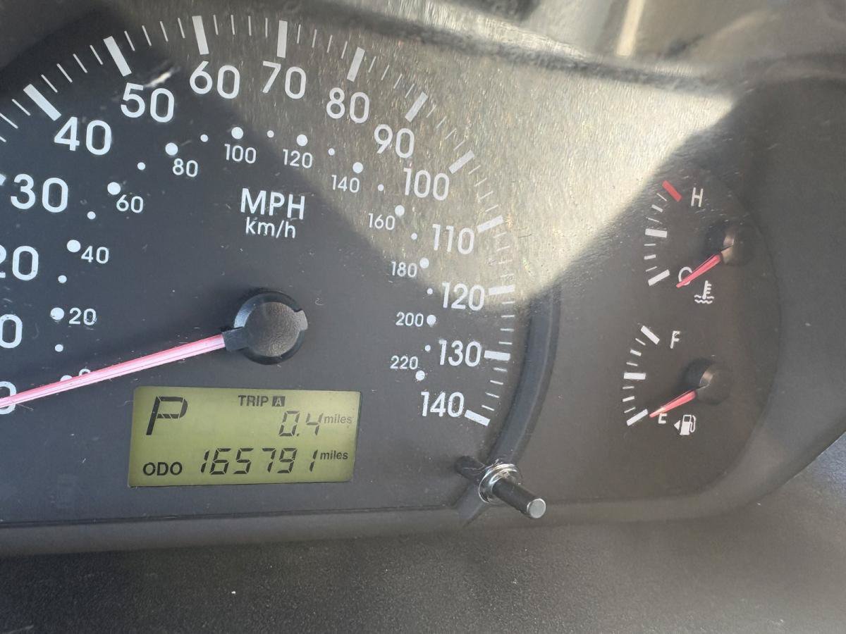 Used 2006 Kia Spectra FWD image 11