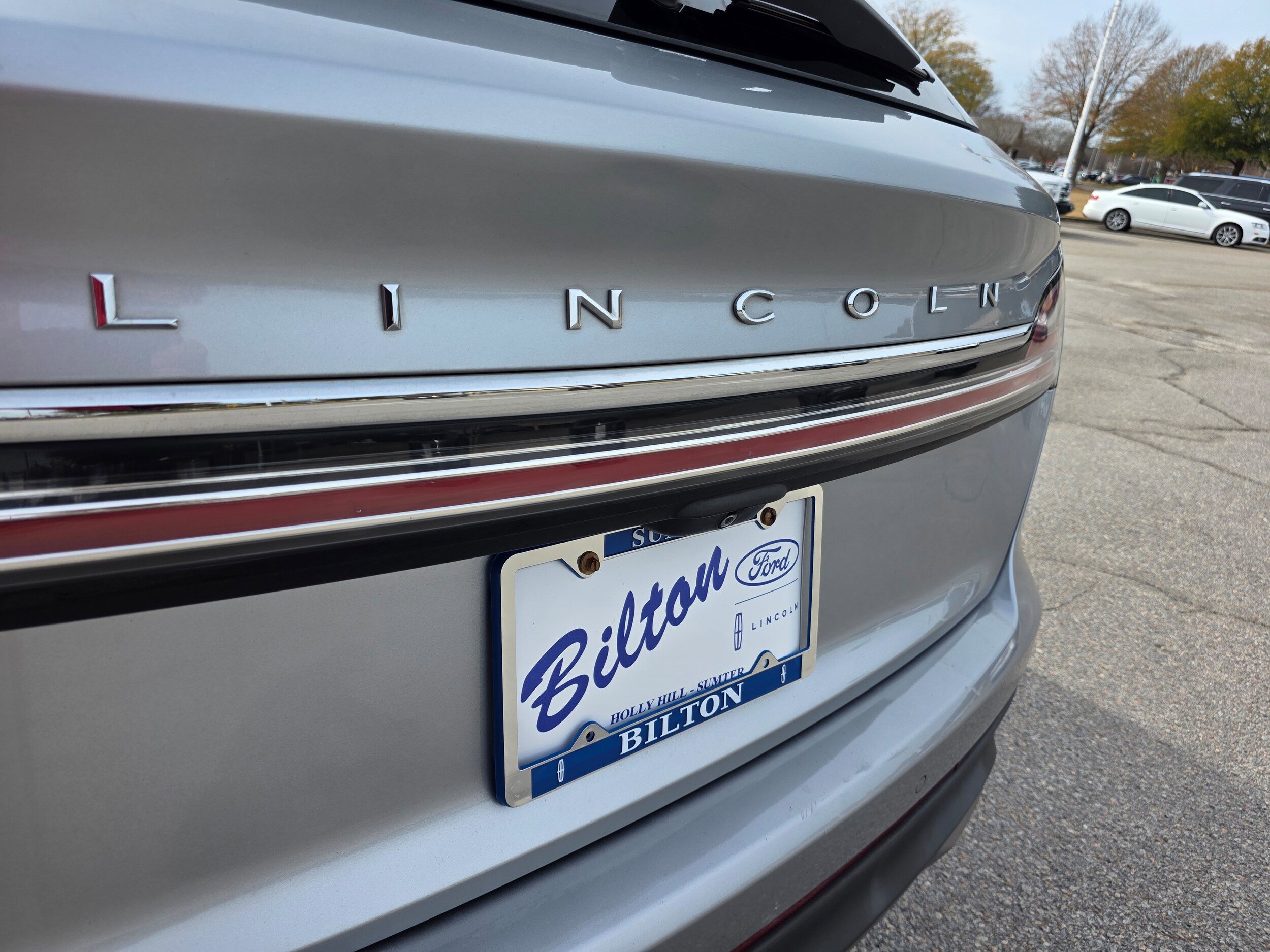 Used 2021 Lincoln Nautilus Reserve FWD image 15