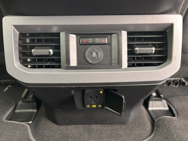 Used 2025 Ford F350 Lariat w/ Black Appearance Package image 45