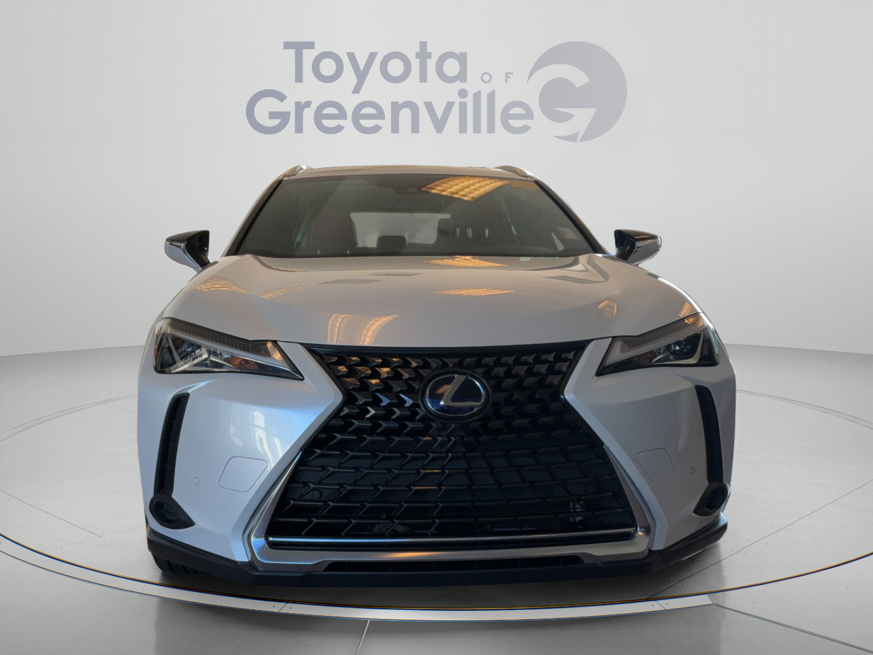 Used 2022 Lexus UX 250h w/ Accessory Package (Z2) AWD/4WD image 9