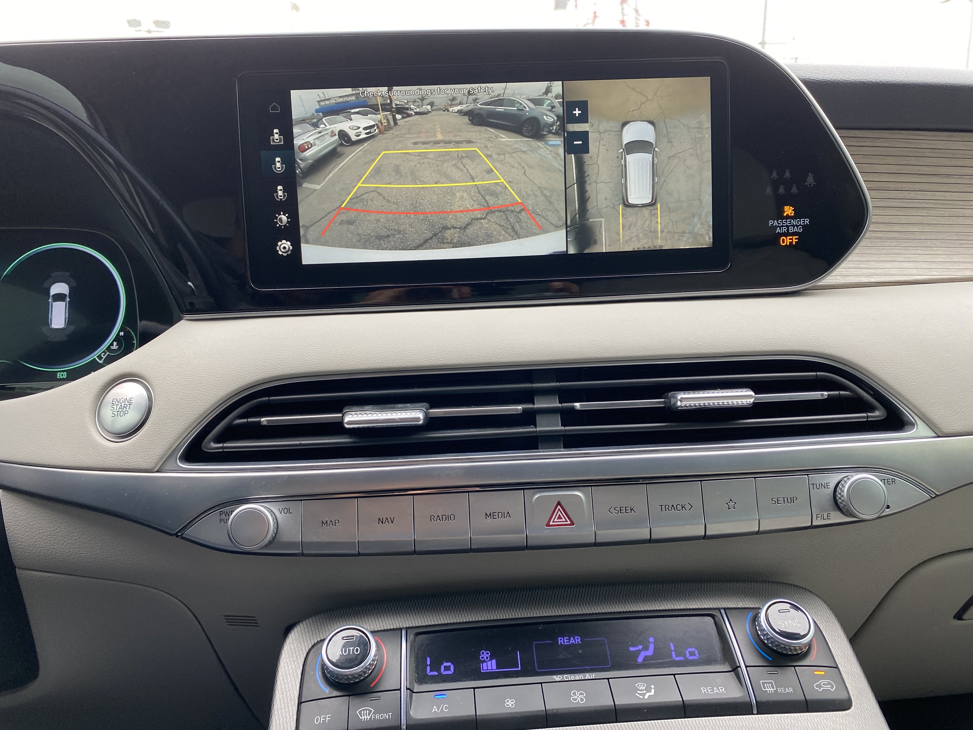 Used 2021 Hyundai Palisade Limited AWD/4WD image 16