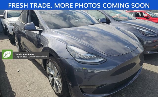 Used 2023 Tesla Model Y Long Range AWD/4WD image 1