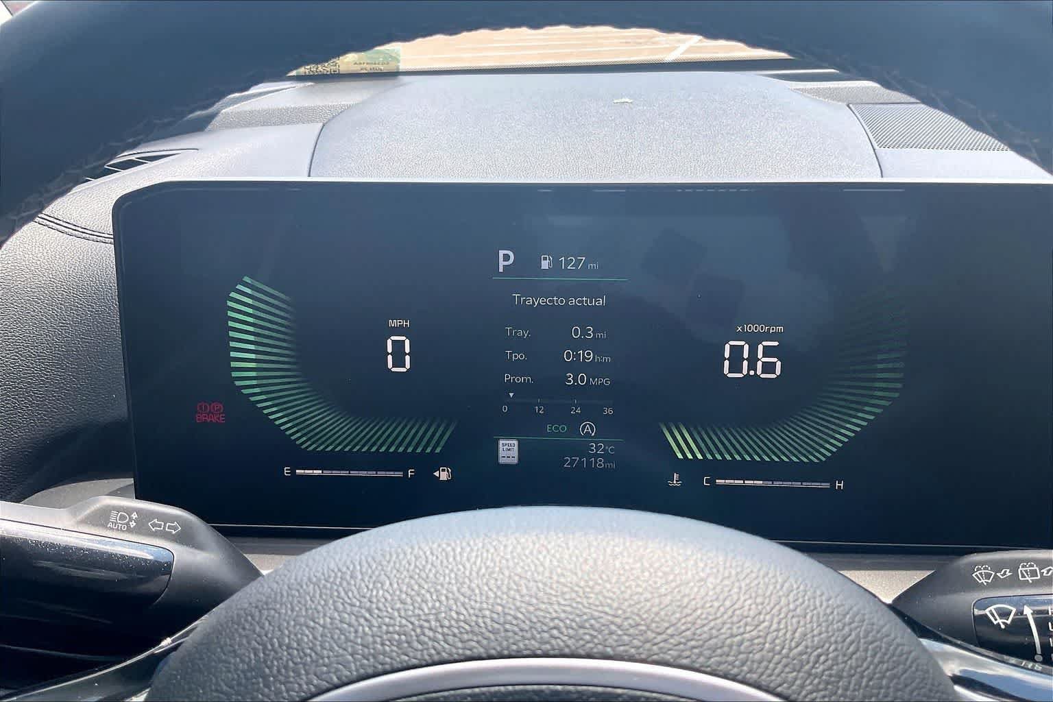 Certified 2025 Kia Sorento S FWD image 15