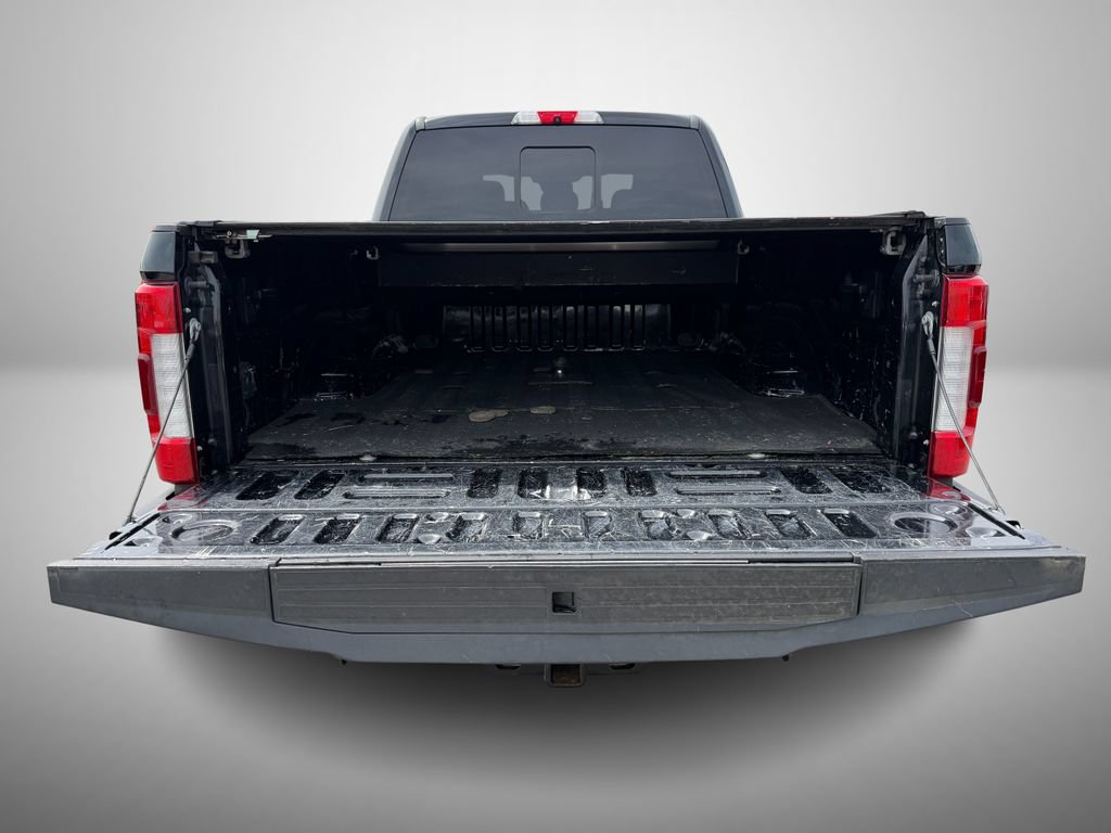 Used 2018 Ford F250 Platinum w/ Platinum Ultimate Package AWD/4WD image 11