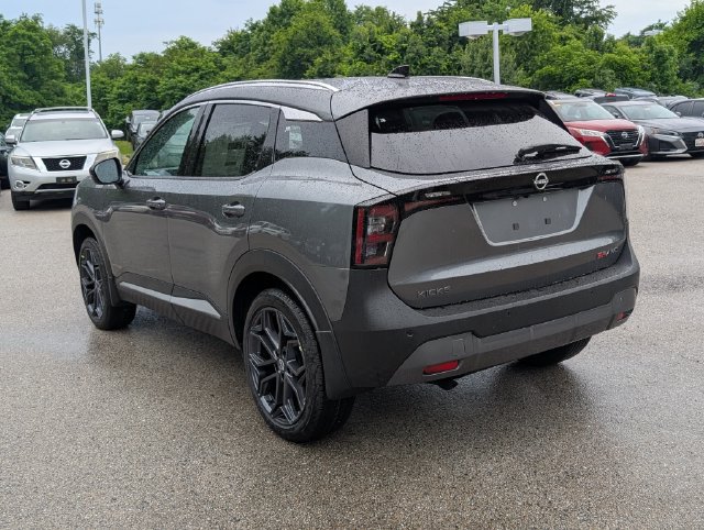 New 2026 Nissan Kicks SR w/ SR Premium Package AWD/4WD image 3