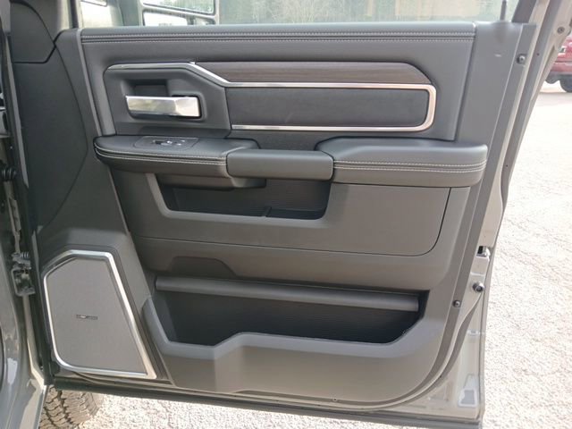 New 2026 RAM 2500 Laramie AWD/4WD image 41
