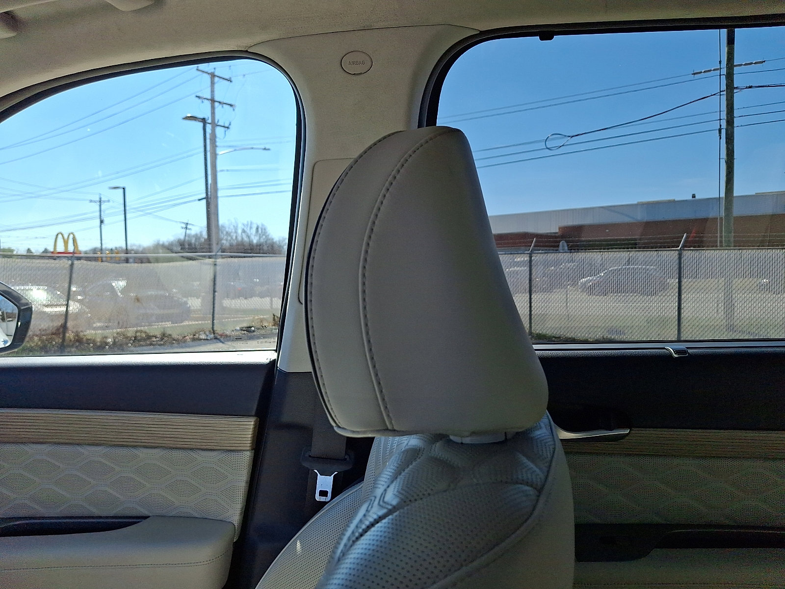 Used 2022 Hyundai Palisade Calligraphy image 17