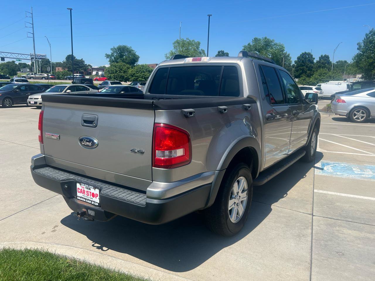 Used 2008 Ford Explorer Sport Trac XLT AWD/4WD image 6
