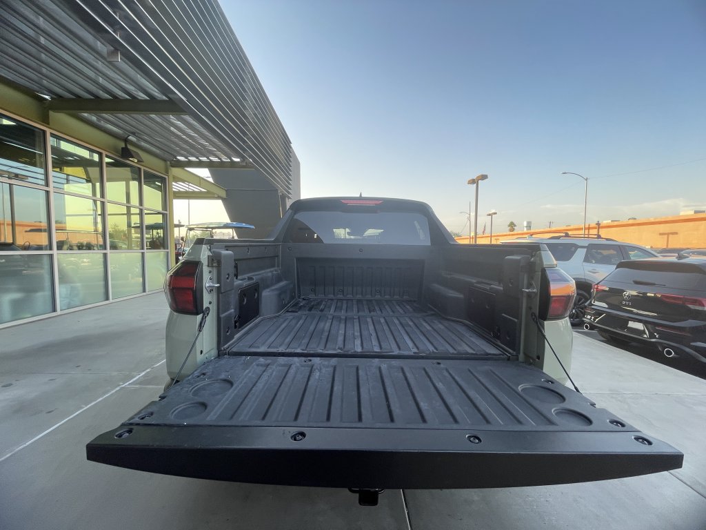 Used 2023 Hyundai Santa Cruz SEL AWD/4WD image 13