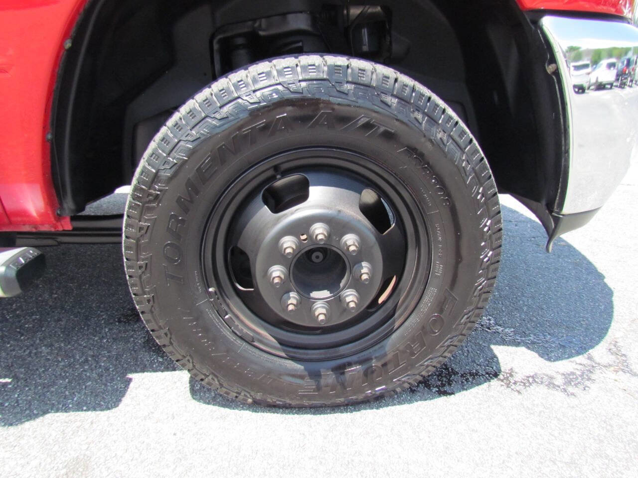 Used 2017 RAM 3500 Tradesman w/ Chrome Appearance Group image 25