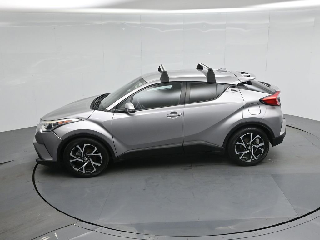Used 2018 Toyota C-HR XLE image 38
