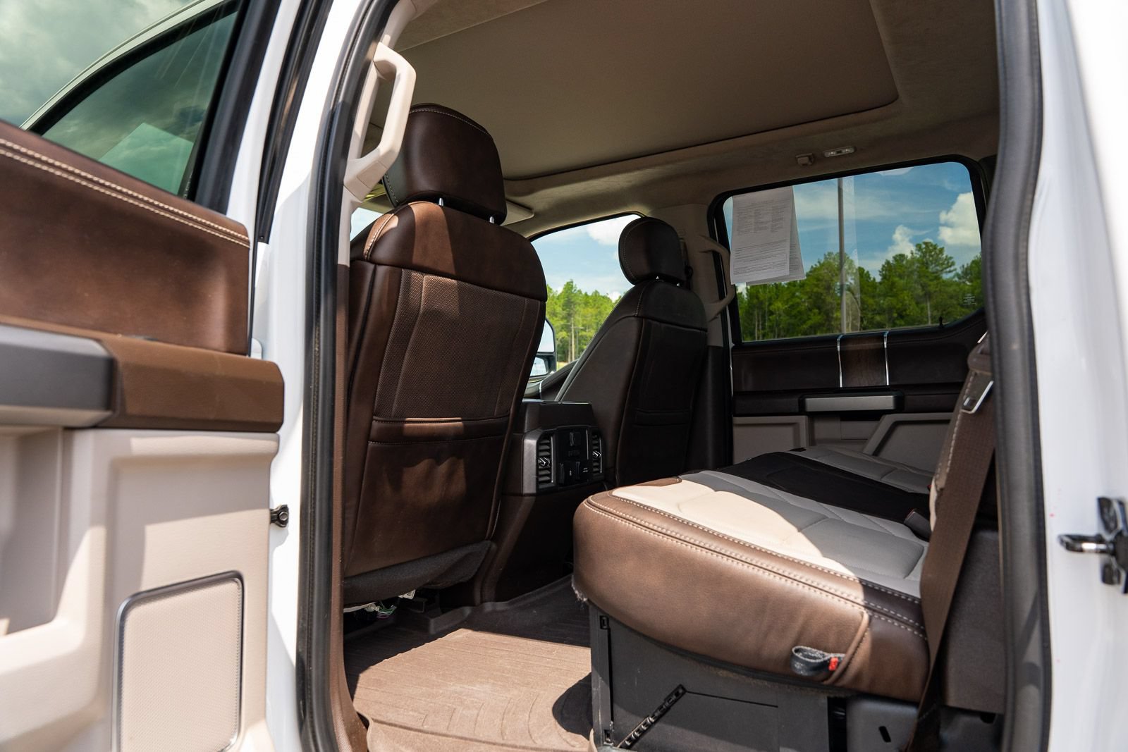 Certified 2019 Ford F250 Limited w/ FX4 Off-Road Package AWD/4WD image 16