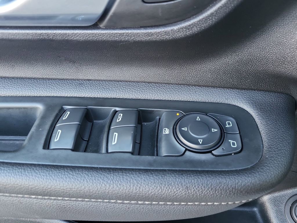 Used 2022 GMC Terrain SLT AWD/4WD image 12
