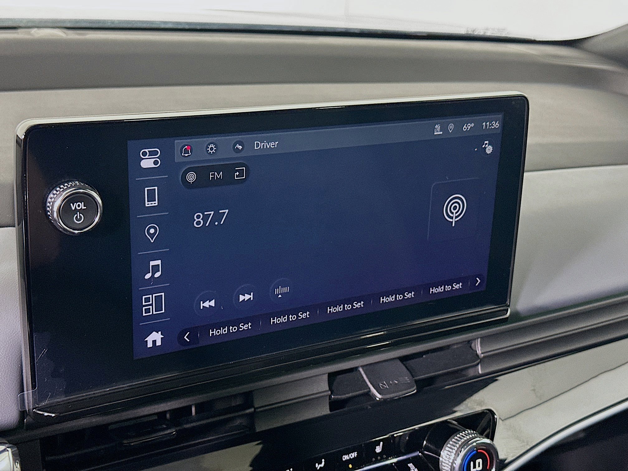 Used 2024 Honda Prologue Touring image 19