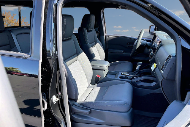 New 2026 Nissan Frontier SV w/ All-Weather Content Package AWD/4WD image 11