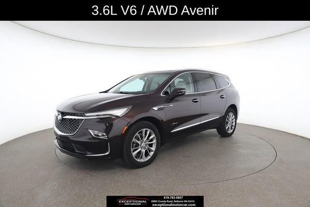 Used 2023 Buick Enclave Avenir w/ Avenir Technology Package image 3