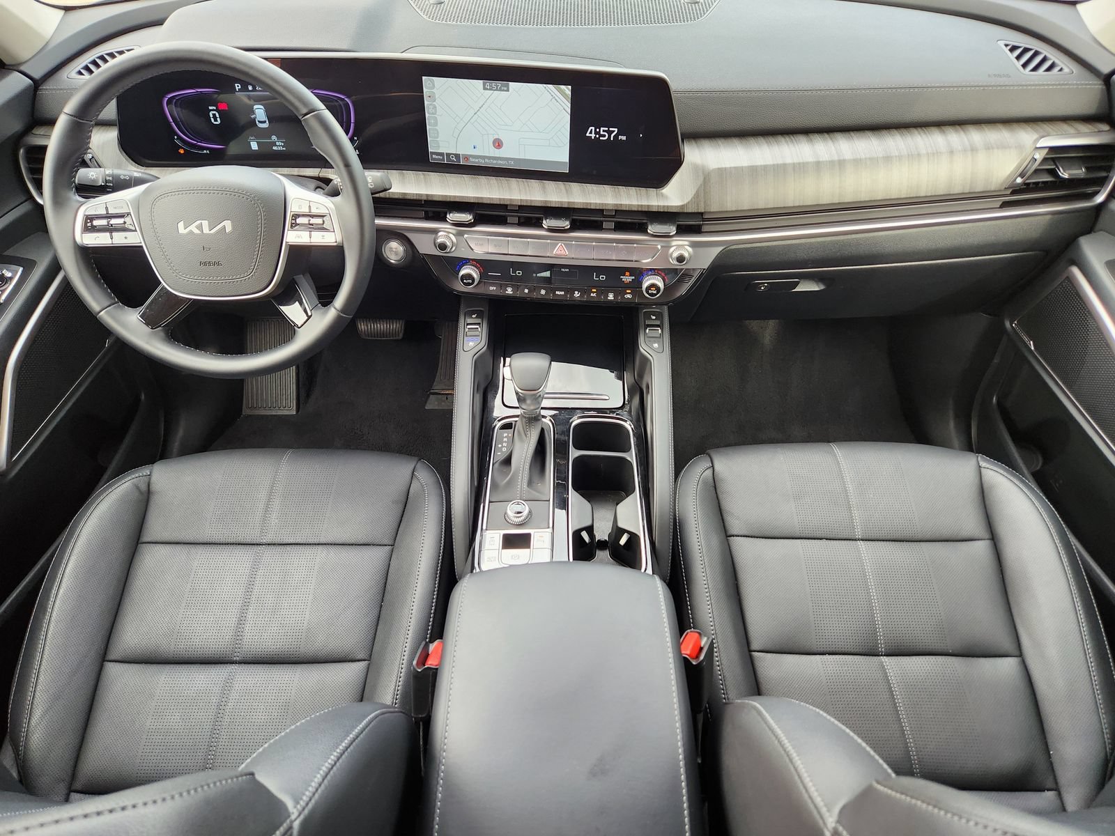 Used 2025 Kia Telluride EX w/ EX Captain's Chair Package FWD image 34