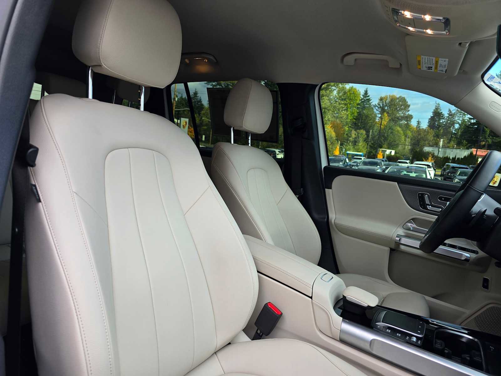 Used 2022 Mercedes-Benz GLB 250 GLB 250 image 11