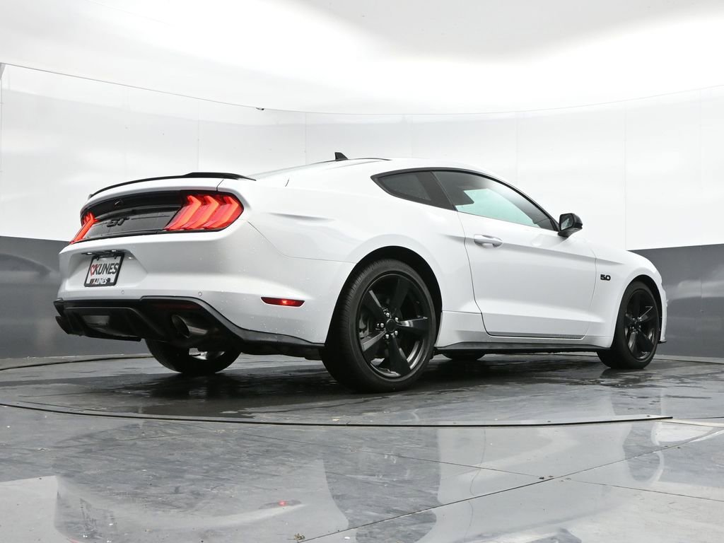 Used 2022 Ford Mustang GT Premium w/ Black Accent Package RWD image 45