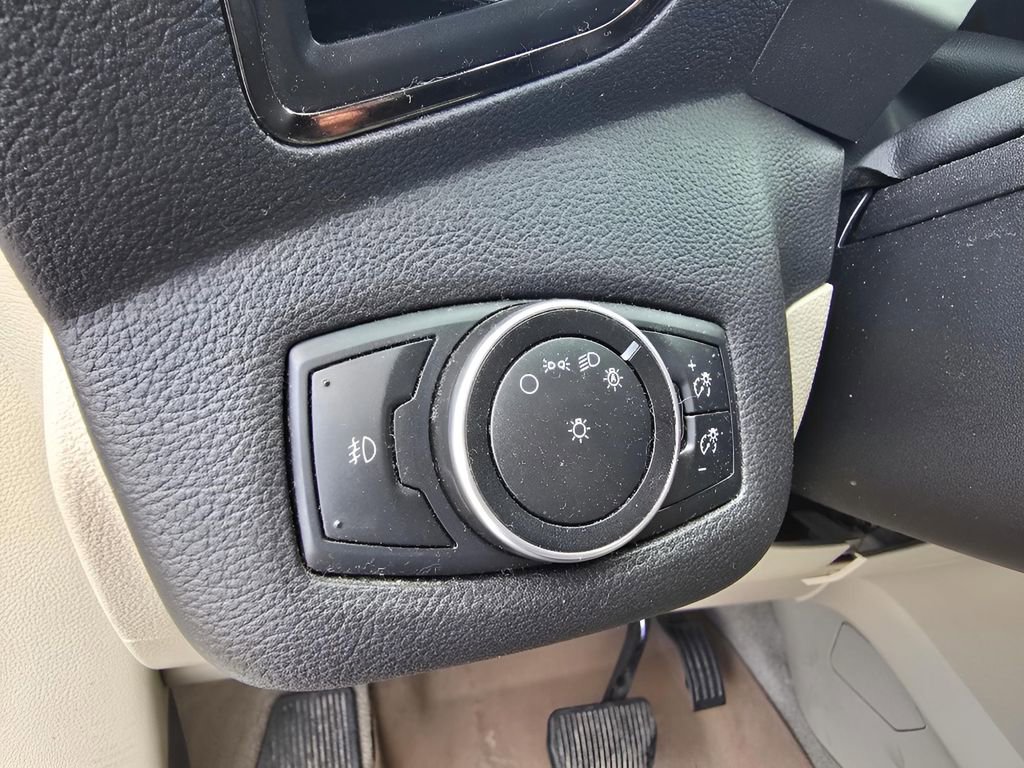 Used 2015 Ford Escape Titanium AWD/4WD image 20