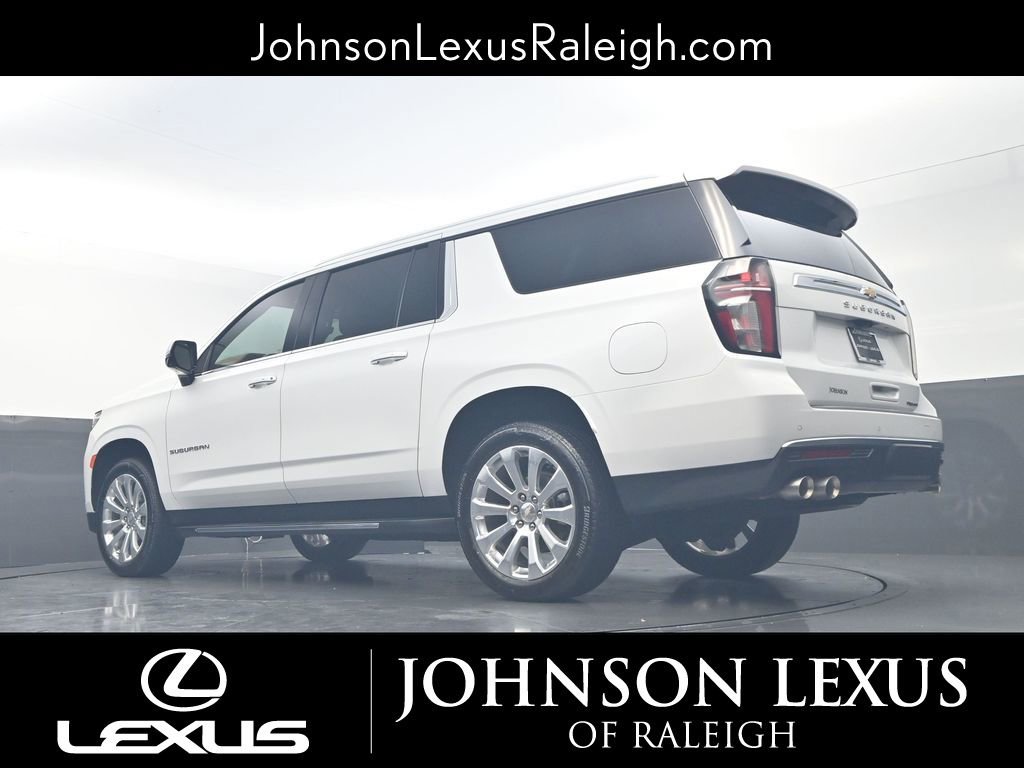 Used 2024 Chevrolet Suburban Premier image 17