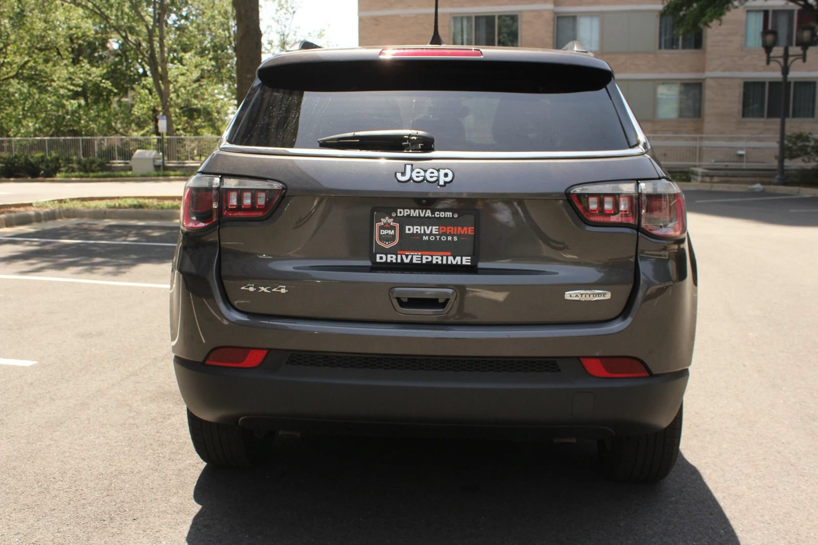 Used 2024 Jeep Compass Latitude AWD/4WD image 8