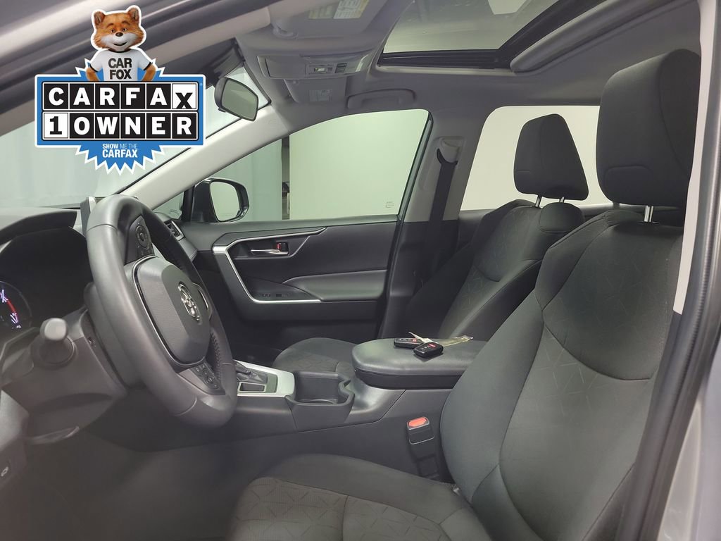 Used 2024 Toyota RAV4 XLE w/ Convenience Package image 12