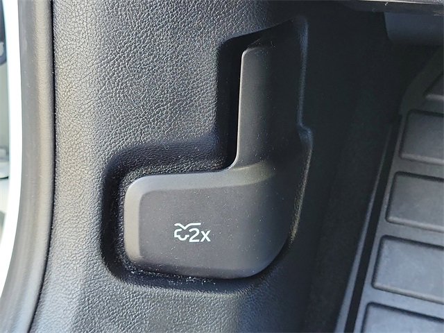 Certified 2024 Lincoln Corsair FWD image 24