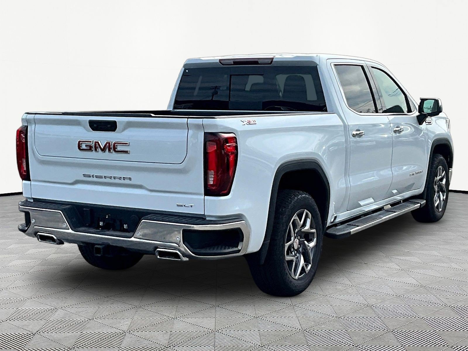 New 2026 GMC Sierra 1500 SLT w/ SLT Premium Plus Package AWD/4WD image 7