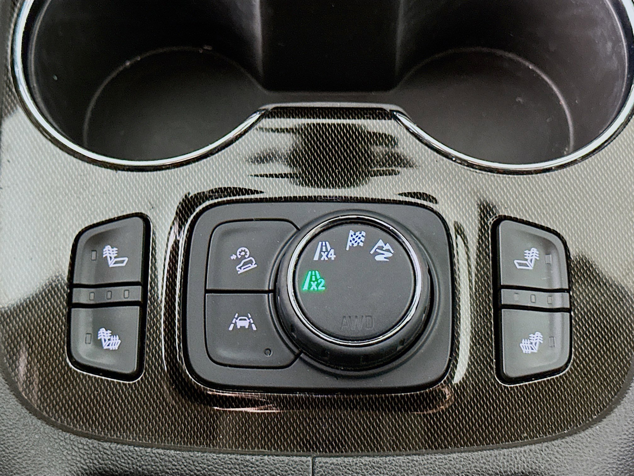 Used 2021 GMC Acadia AT4 AWD/4WD image 26