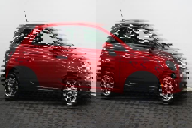 Used 2015 FIAT 500 Pop image 3