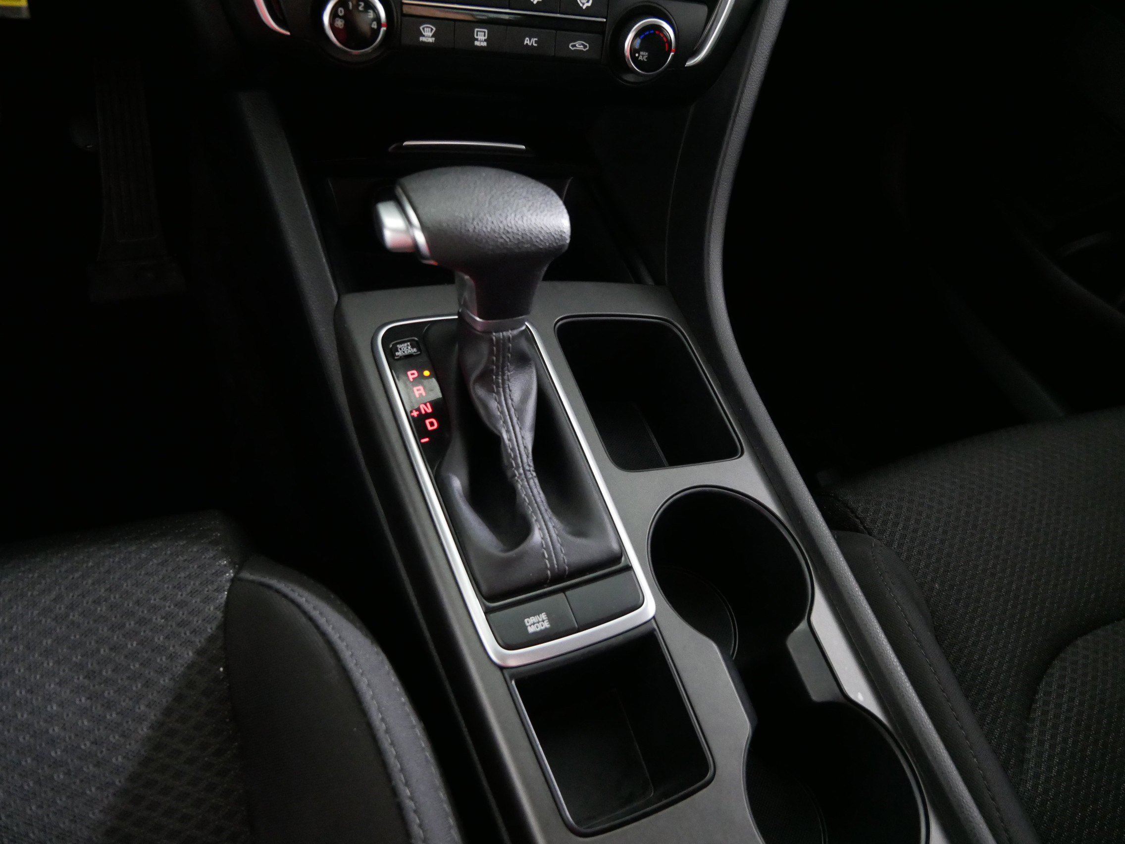 Used 2018 Kia Optima LX w/ 17" Alloy Wheels Package image 24