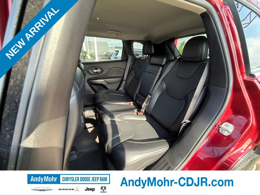Used 2019 Jeep Cherokee Limited AWD/4WD image 27