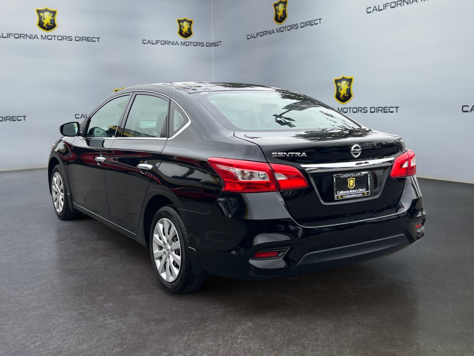 Used 2019 Nissan Sentra S image 3