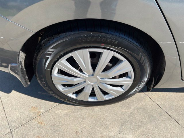 Used 2020 Nissan Sentra S w/ Trunk Package FWD image 11