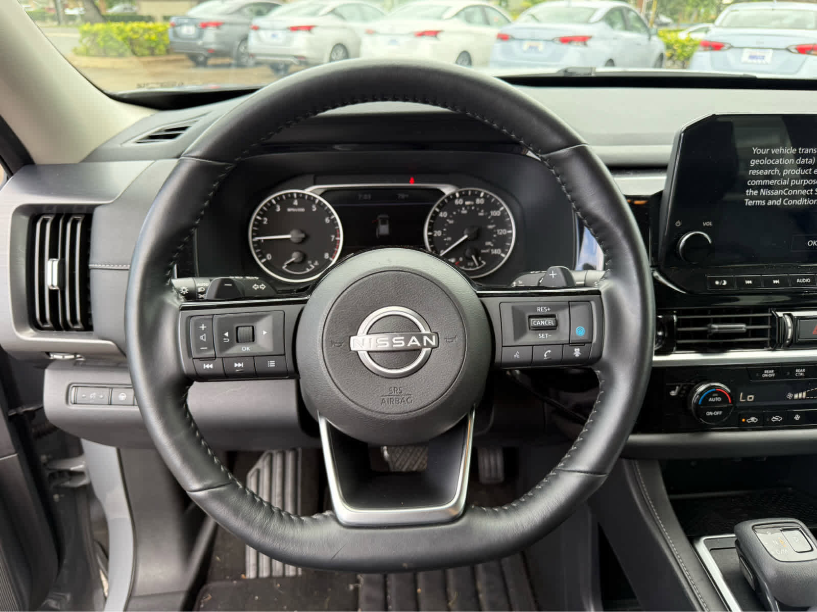 Used 2023 Nissan Pathfinder SL image 6