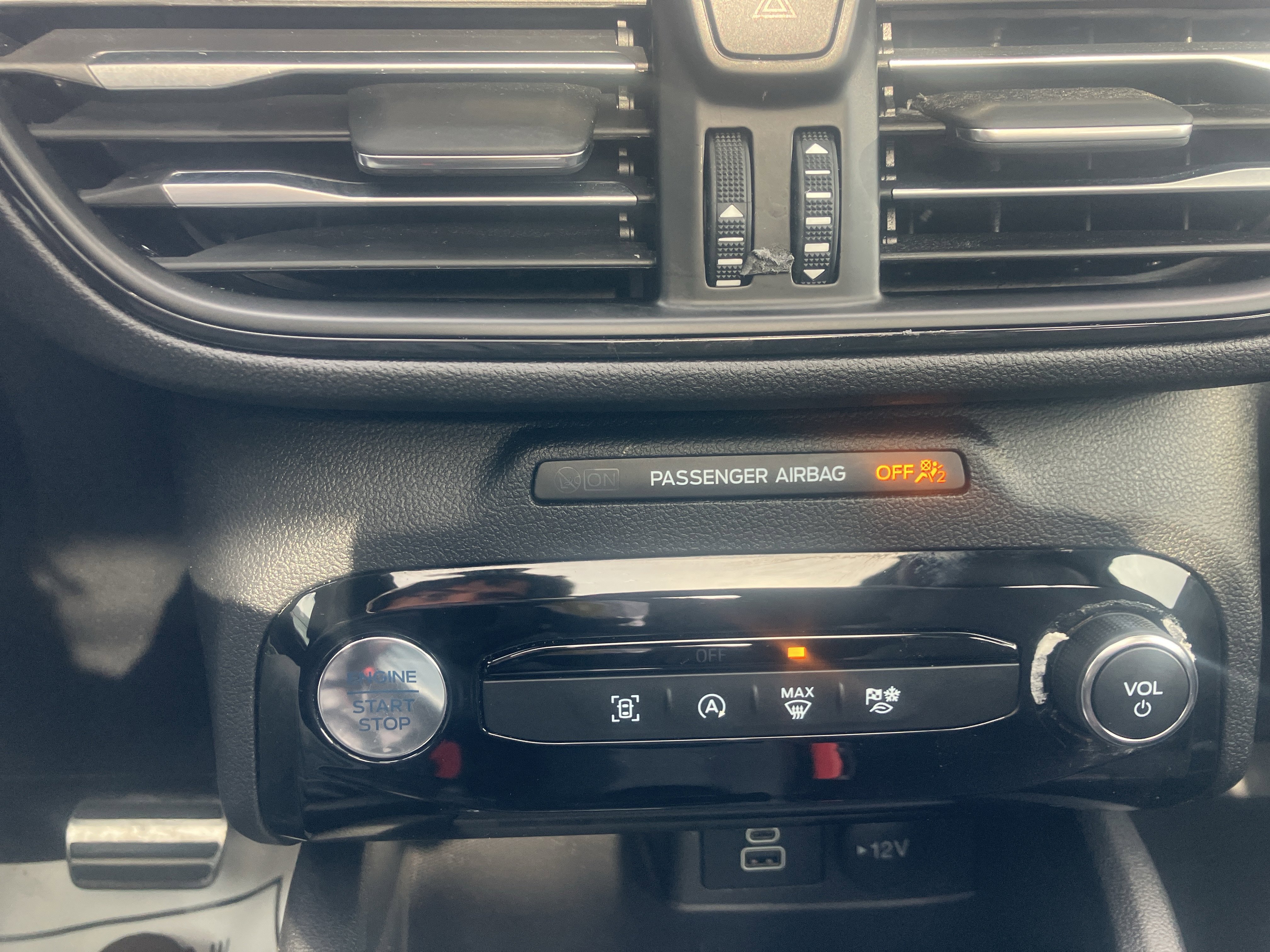 Used 2024 Ford Escape ST-Line w/ Tech Pack #1 image 30