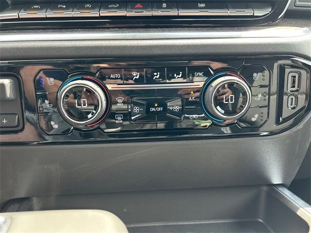 Used 2025 Chevrolet Silverado 1500 LTZ w/ Technology Package image 26