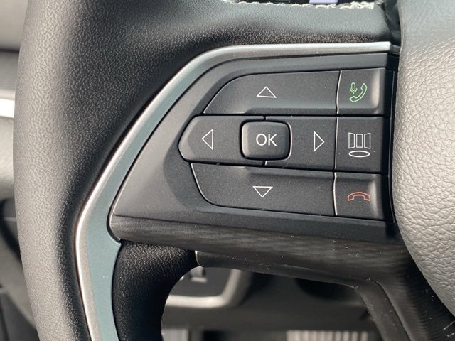 New 2025 Jeep Grand Cherokee L Altitude image 17