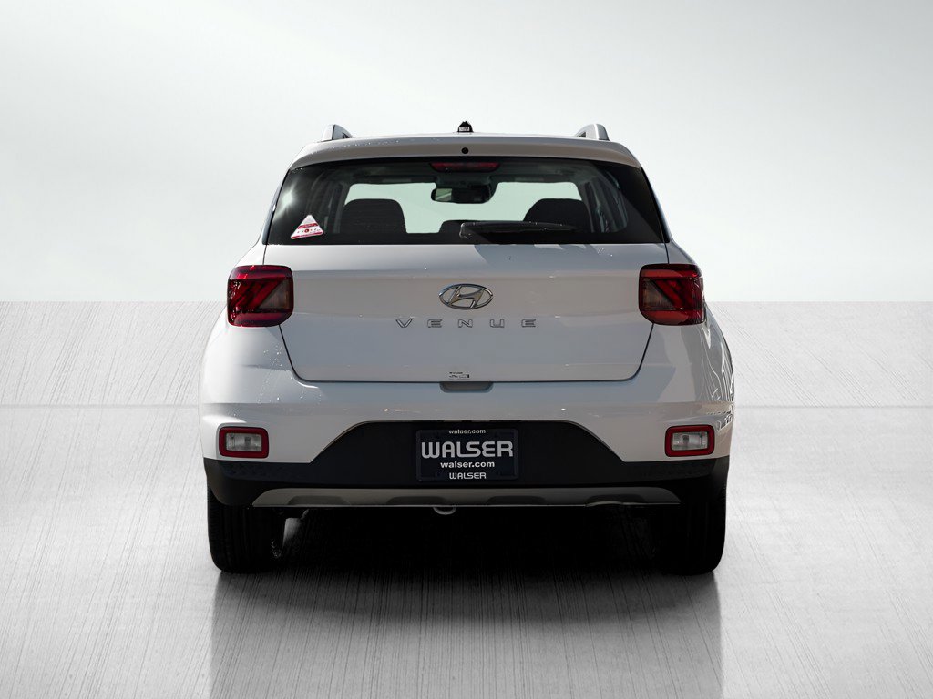 New 2026 Hyundai Venue SEL FWD image 5