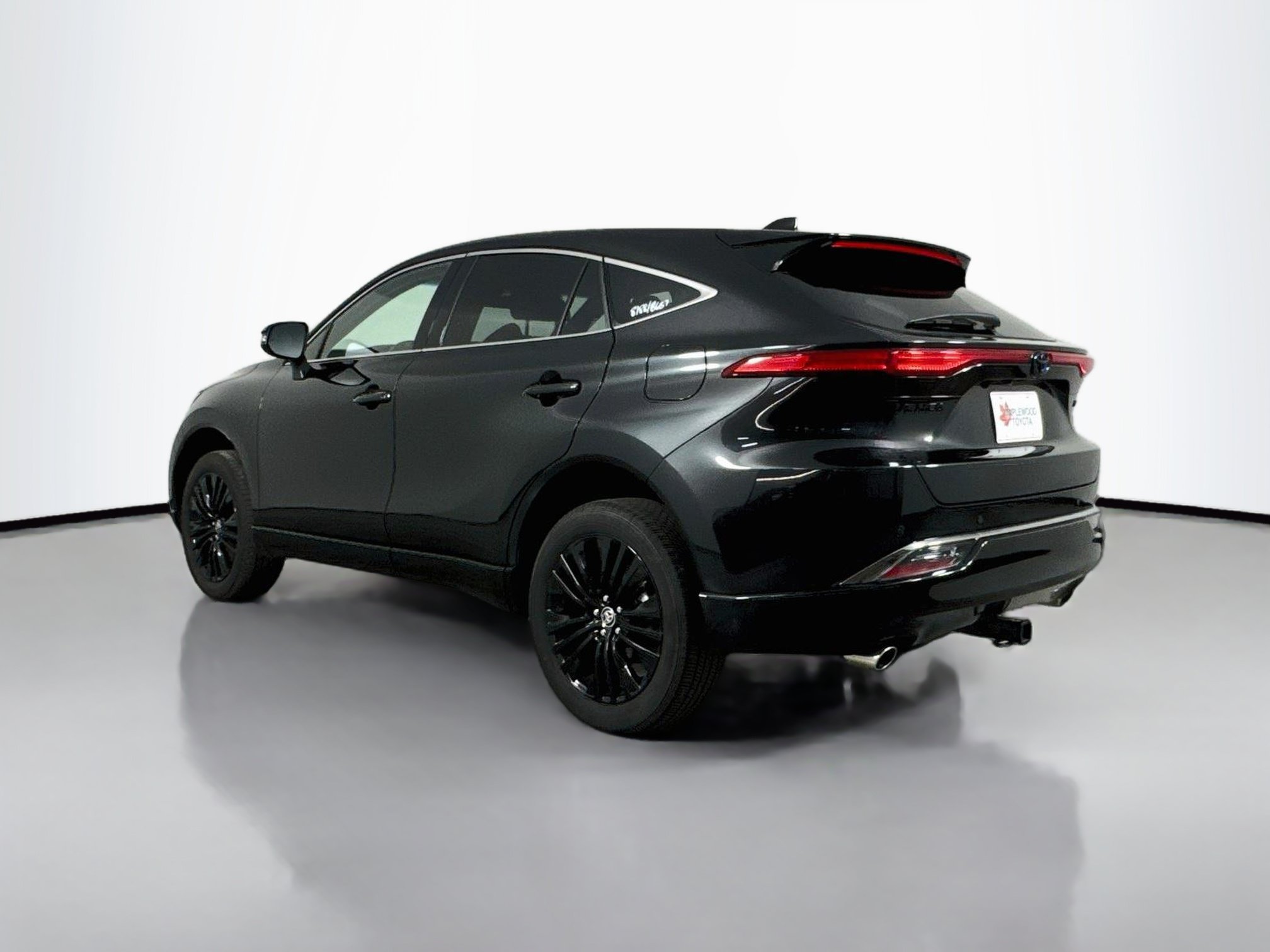Certified 2024 Toyota Venza Nightshade AWD/4WD image 5