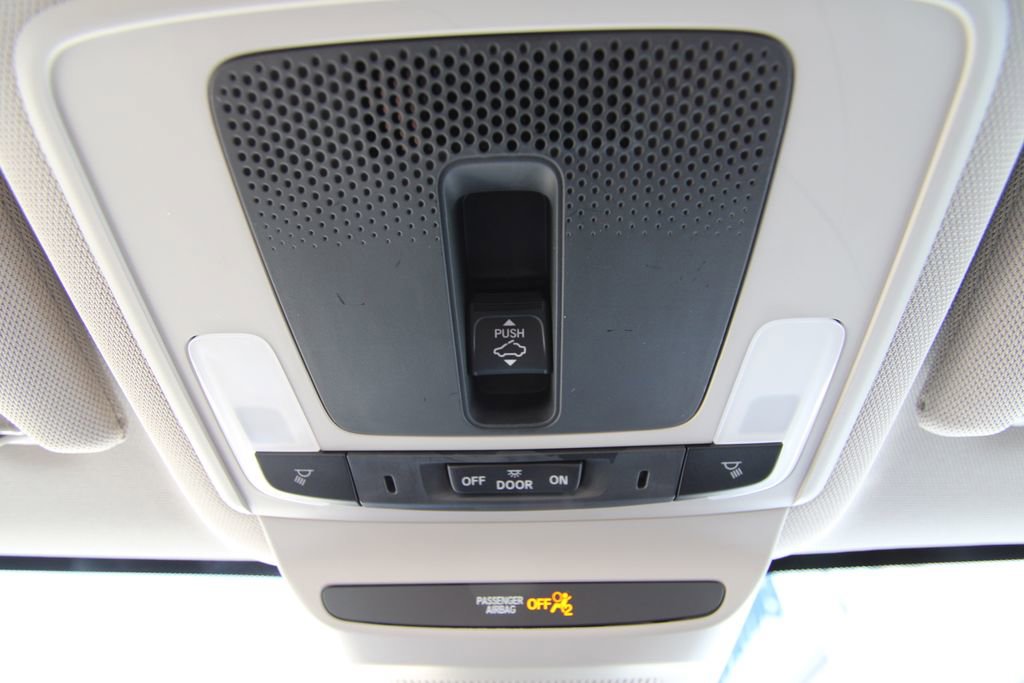 Used 2023 Honda HR-V EX-L image 39