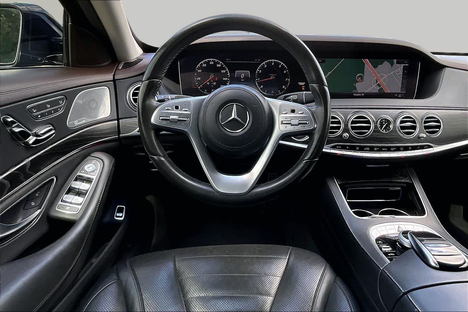 Used 2018 Mercedes-Benz S 560 Sedan image 6