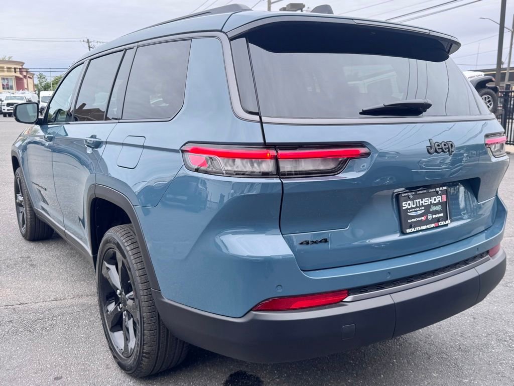 New 2026 Jeep Grand Cherokee L Limited w/ Limited Altitude Package AWD/4WD image 5