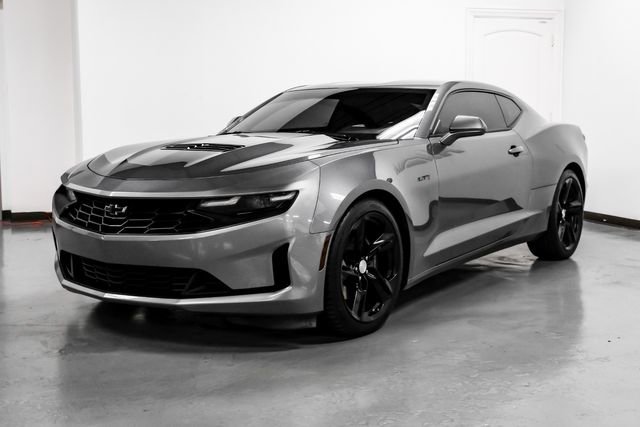Used 2021 Chevrolet Camaro LT w/ Technology Package RWD image 5