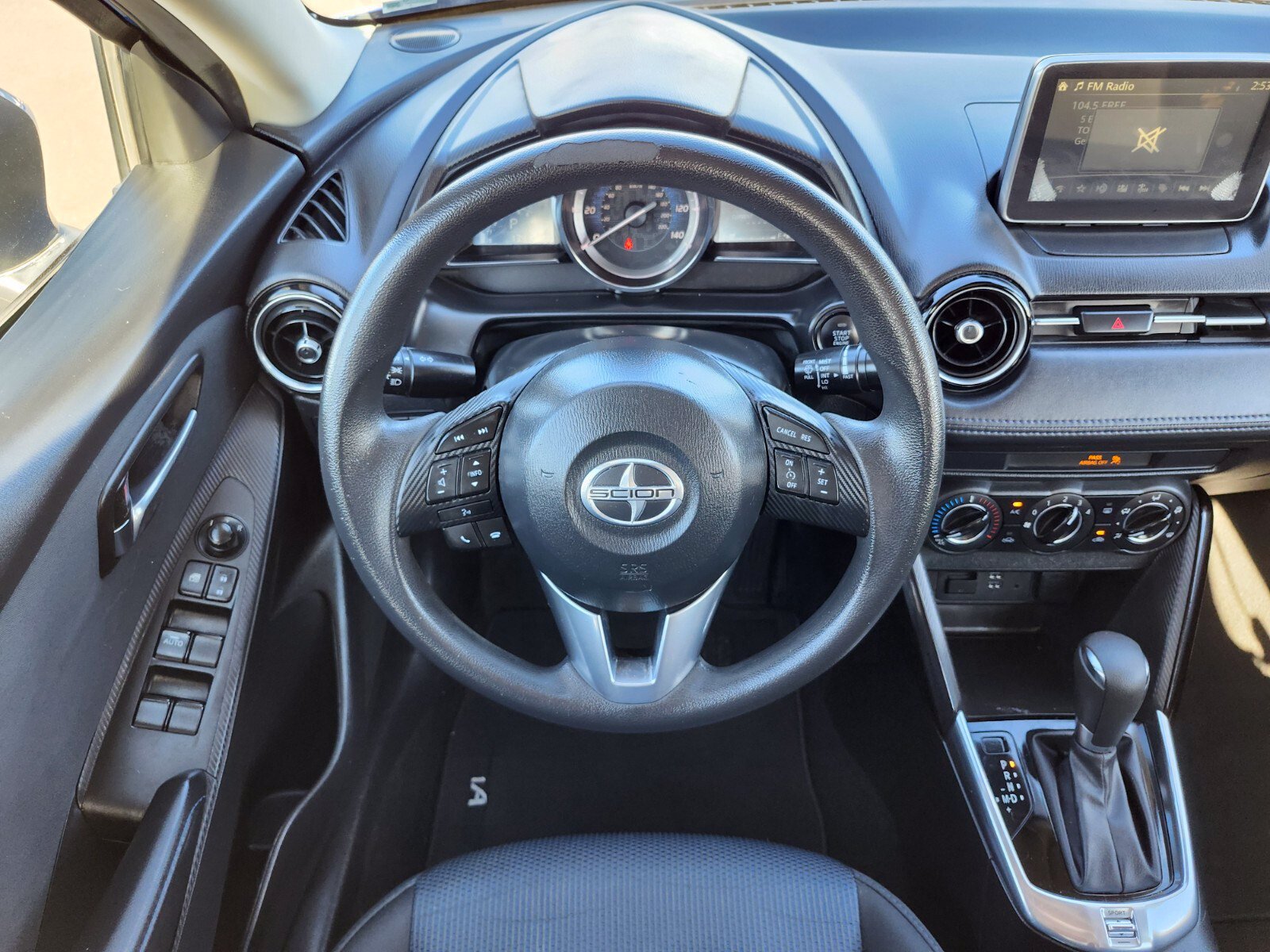 Used 2016 Scion iA FWD image 12